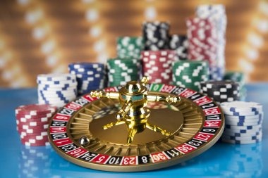 migo88 trending games dashboard showing live football and casino options